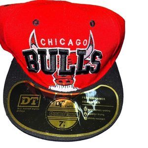 New embroidered Chicago Bulls snap back ball cap